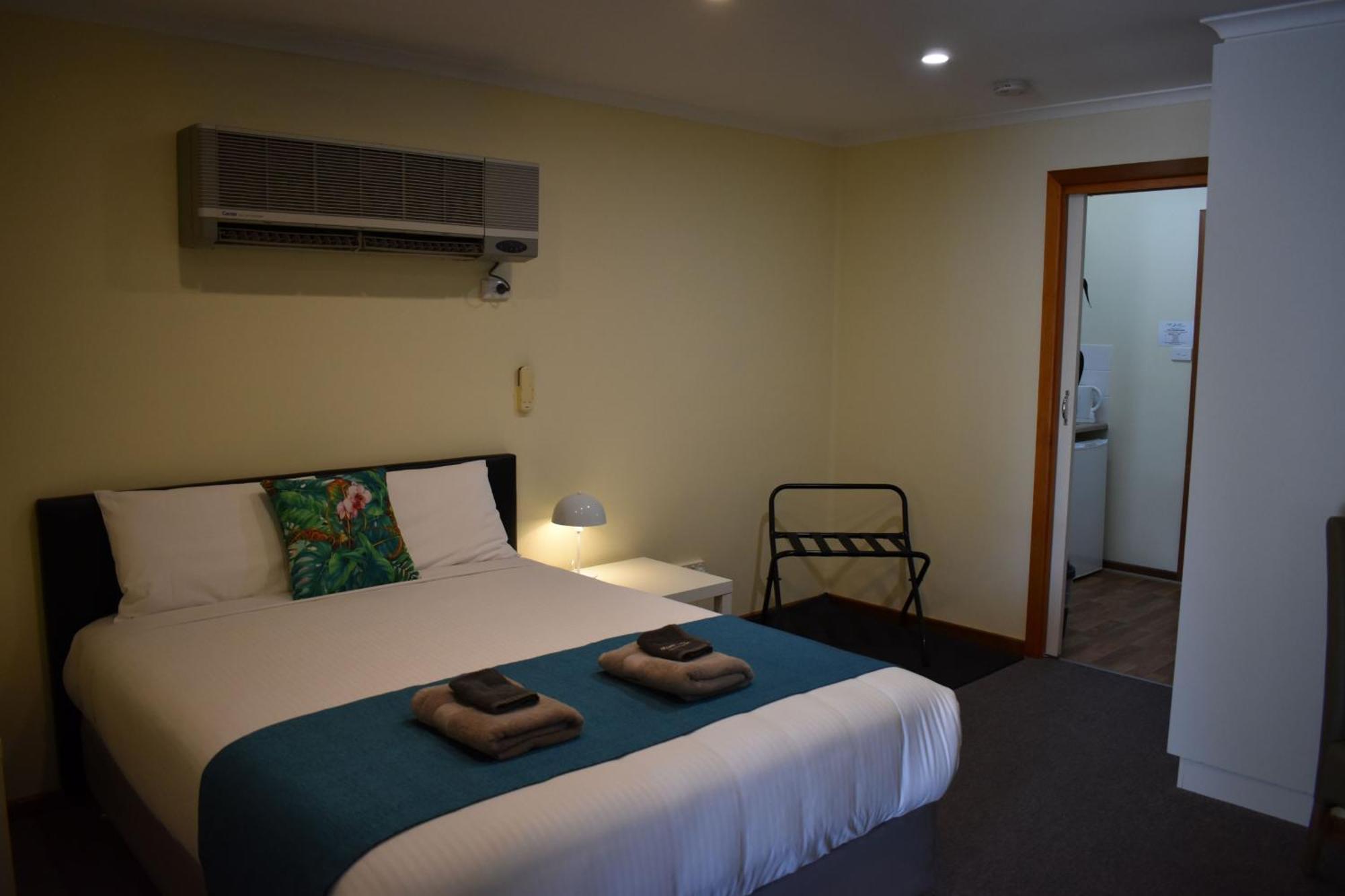 Lake Albert Motel Meningie エクステリア 写真