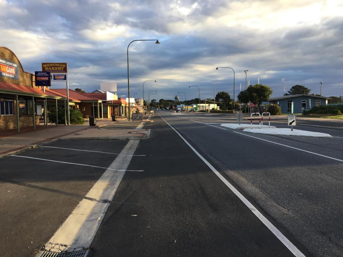 Lake Albert Motel Meningie エクステリア 写真
